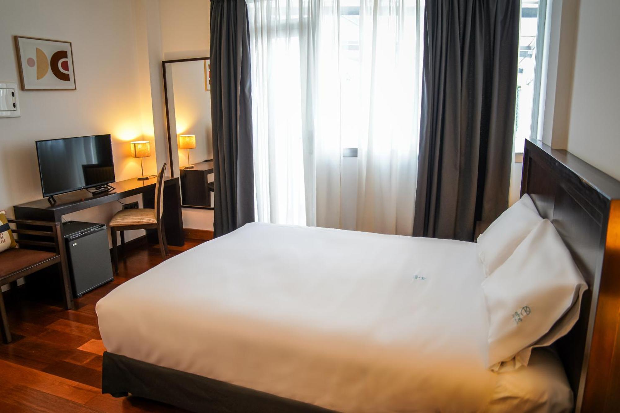 Hotel Baeza Monumental By Eme Hoteles Exterior photo