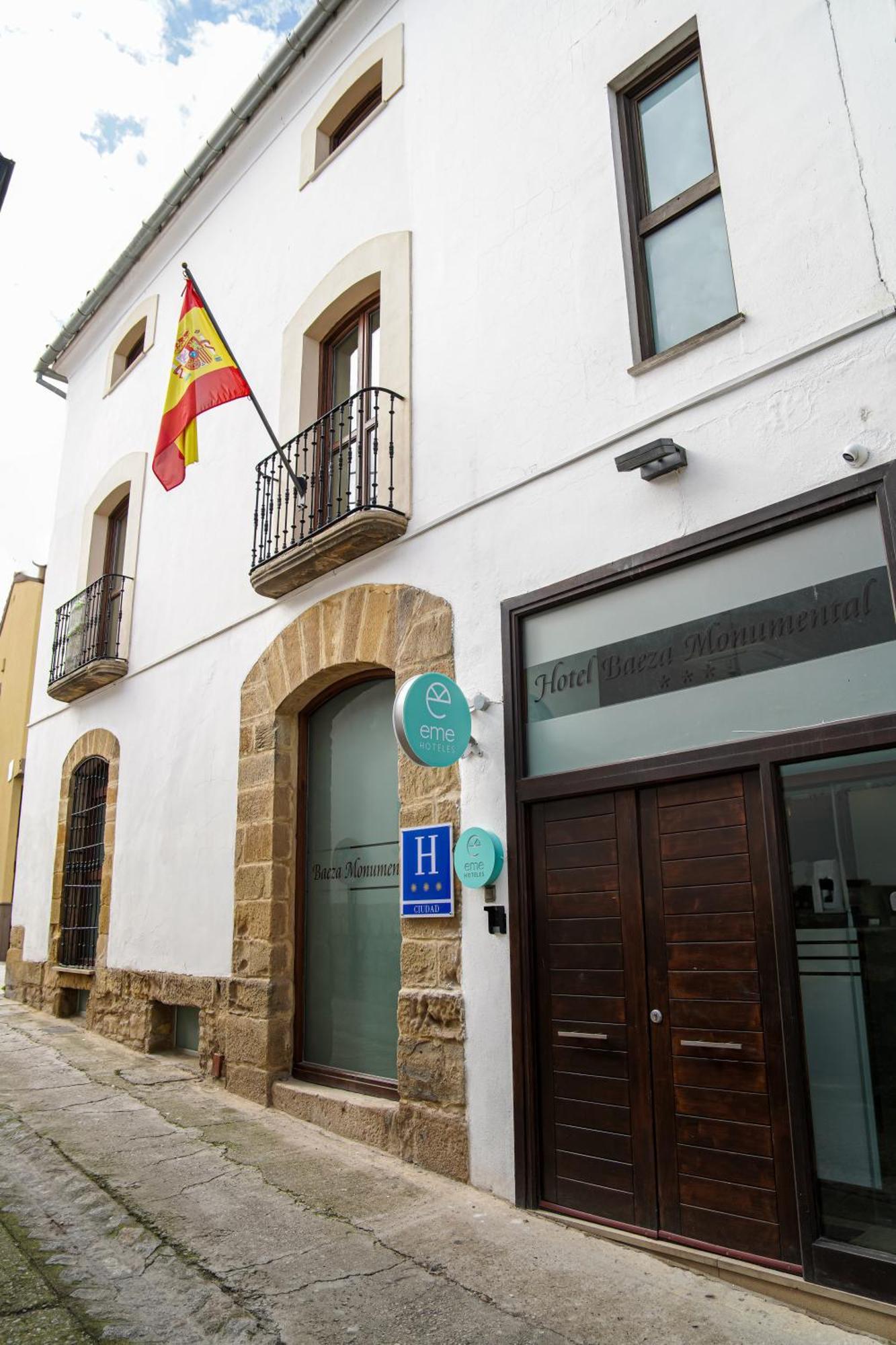 Hotel Baeza Monumental By Eme Hoteles Exterior photo